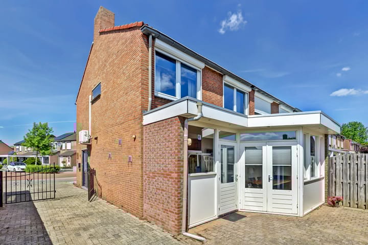 Foto 10 van Johan-Frisolaan 8