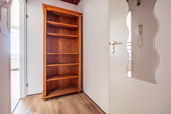 Foto 19 van Haagplein 85