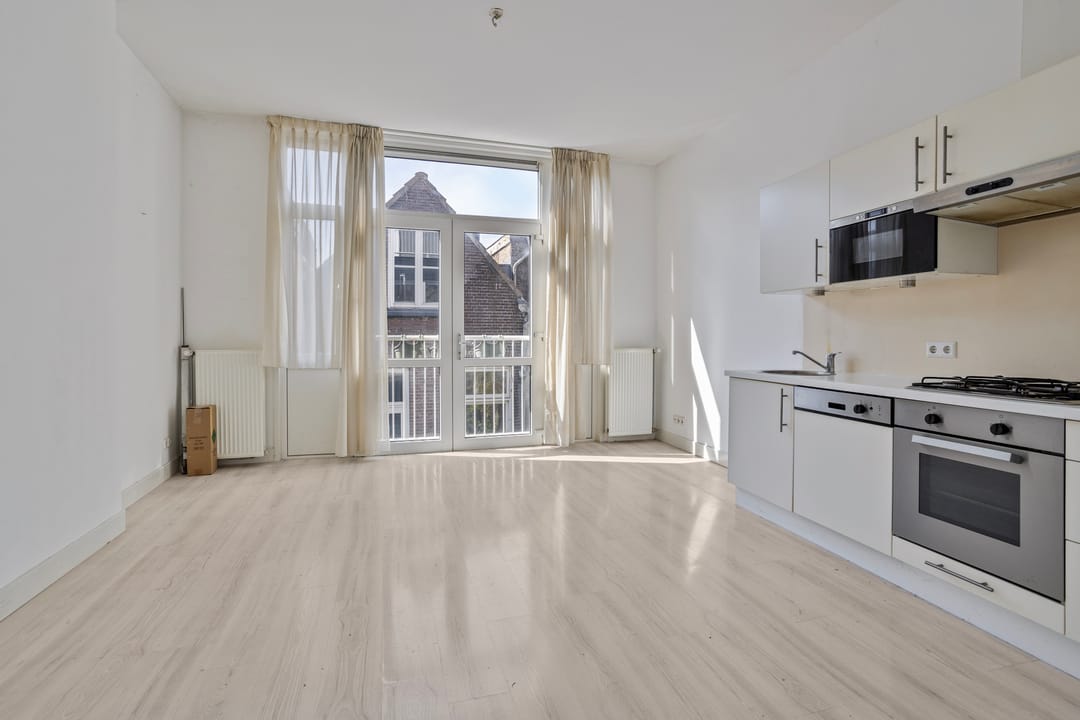 Photo 8 of Hoogstraat 11-B