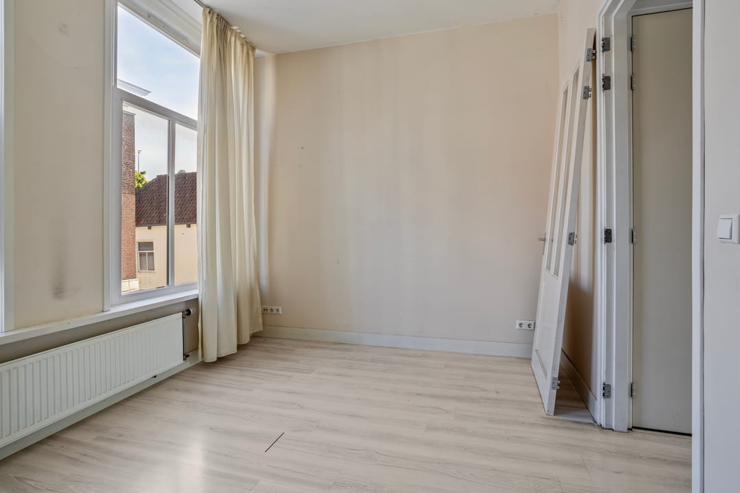 Photo 11 of Hoogstraat 11-B