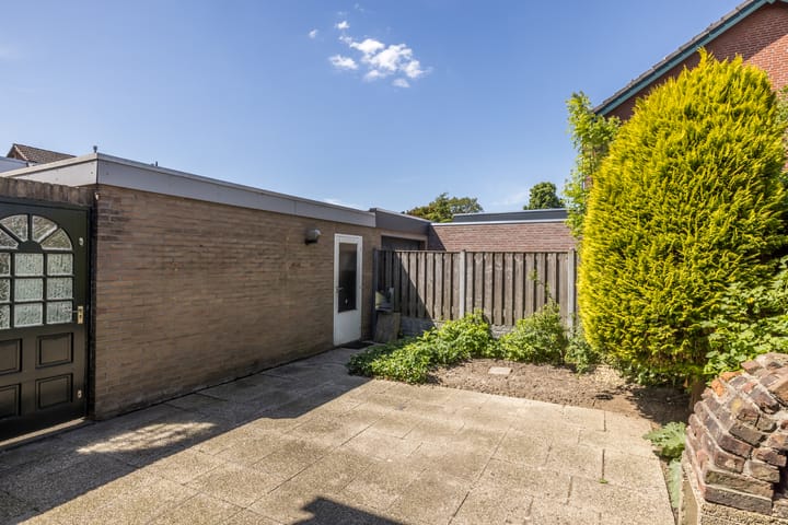 Foto 2 van Einderstraat 16