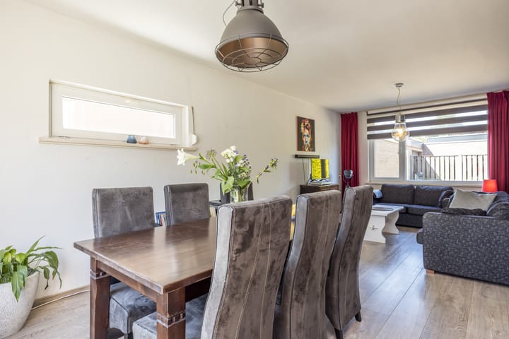 Foto 8 van Einderstraat 16