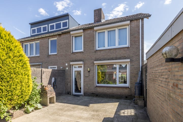 Foto 21 van Einderstraat 16