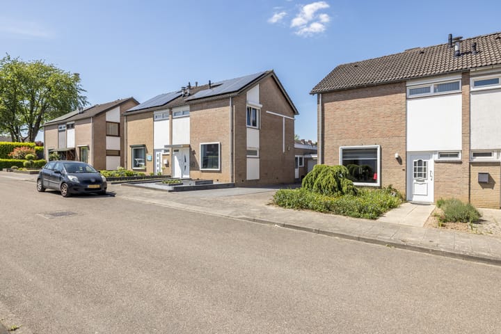 Foto 23 van Einderstraat 16