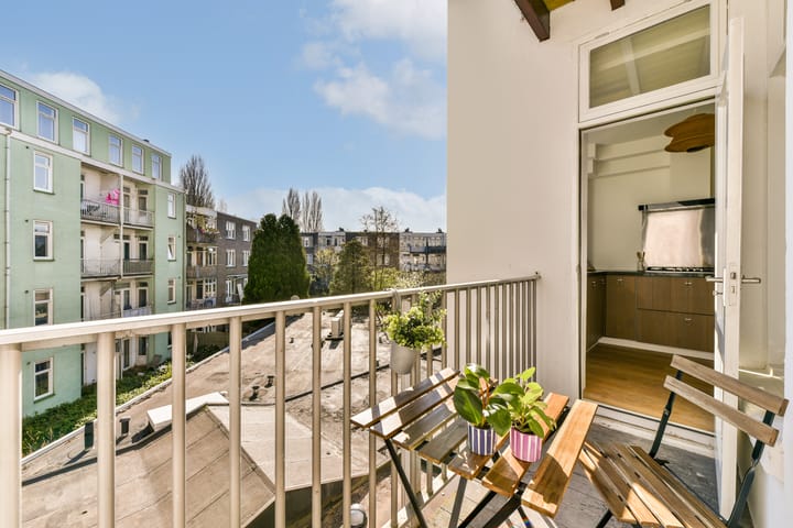 Foto 14 van Molukkenstraat 73-2