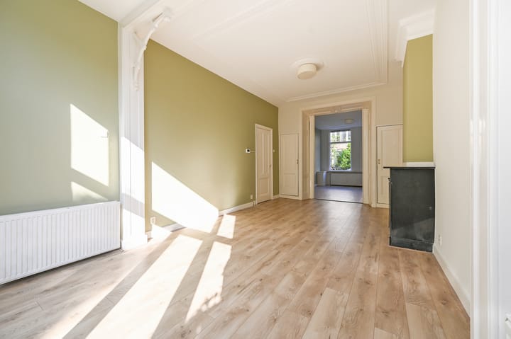 Photo 11 of Fultonstraat 48