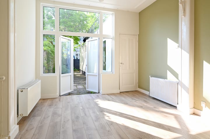 Photo 13 of Fultonstraat 48