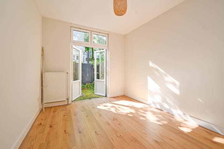 Photo 29 of Fultonstraat 48