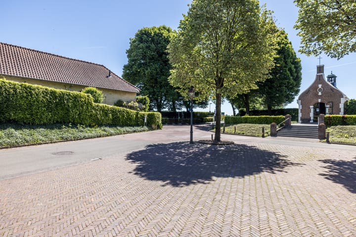 Foto 85 van Esschenderweg 1