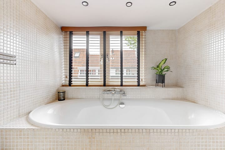 Foto 24 van Elzenstraat 7