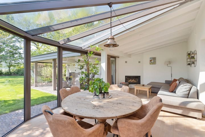 Foto 15 van de Brand 4