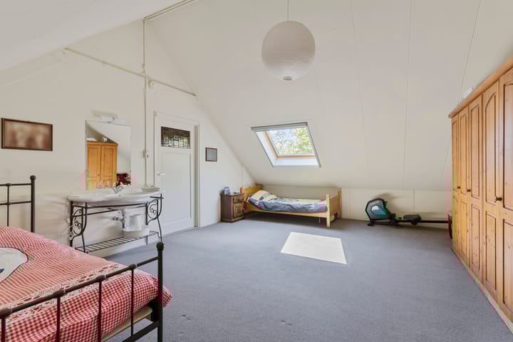 Foto 33 van de Brand 4