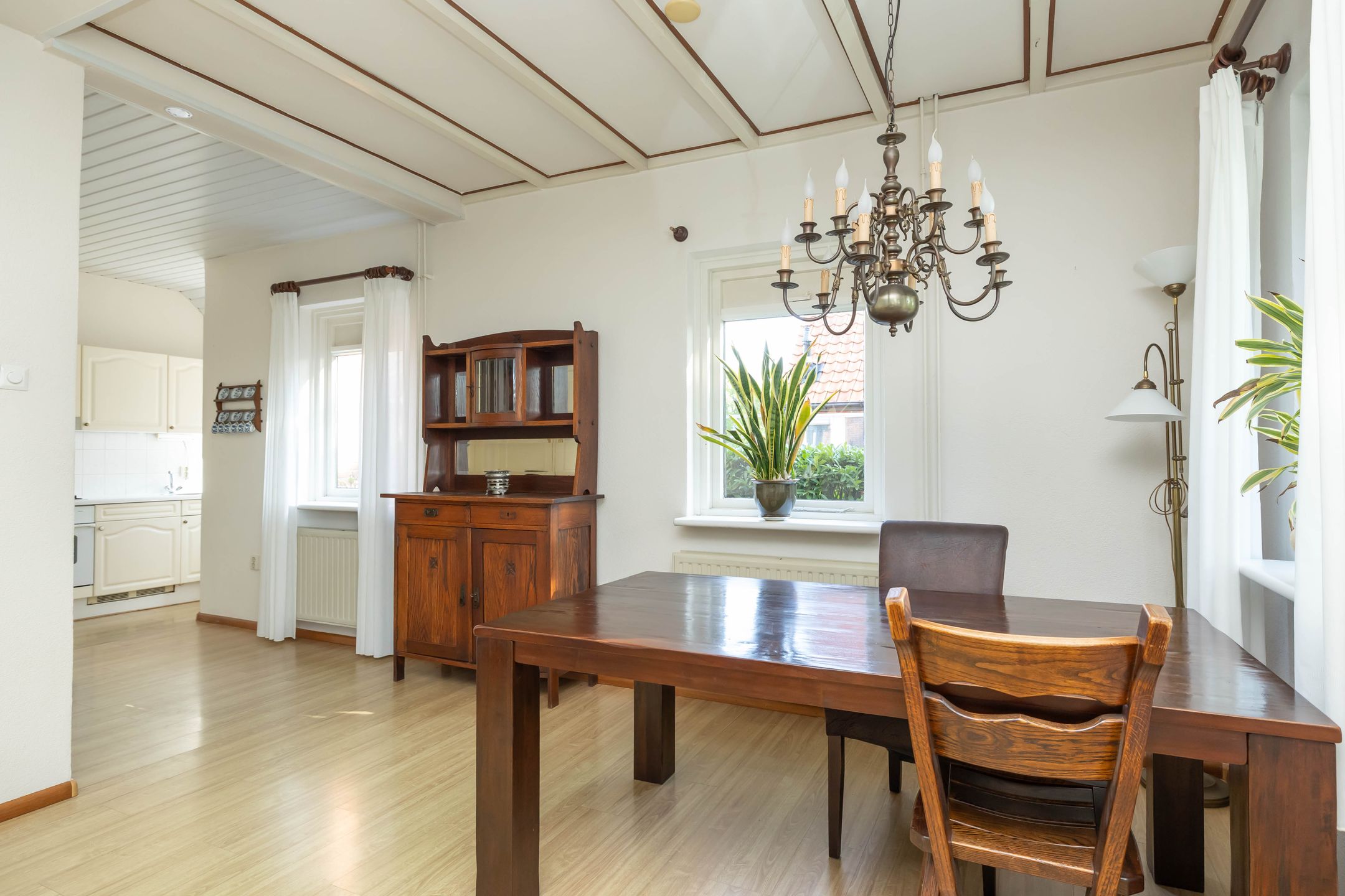 Foto 15 van Hoofdweg 16