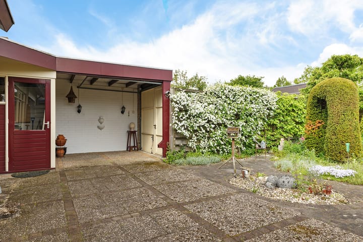 Foto 30 van Westhove 11