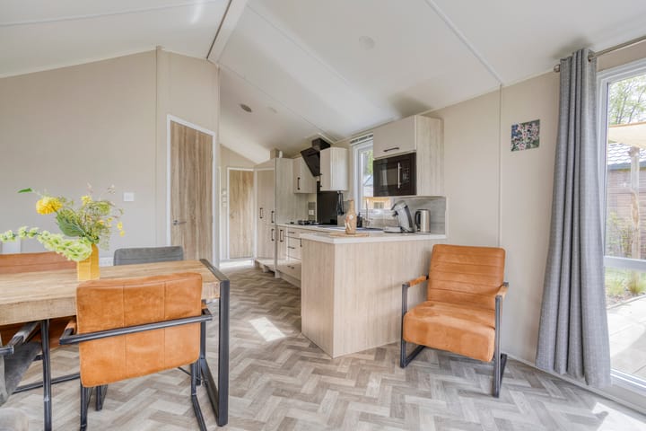 Foto 6 van Veldkampweg 2-J19