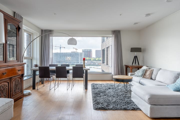 Foto 10 van De Monchyplein 17