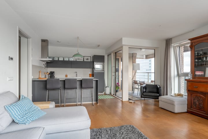 Foto 13 van De Monchyplein 17