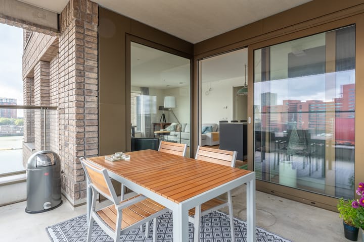 Foto 20 van De Monchyplein 17