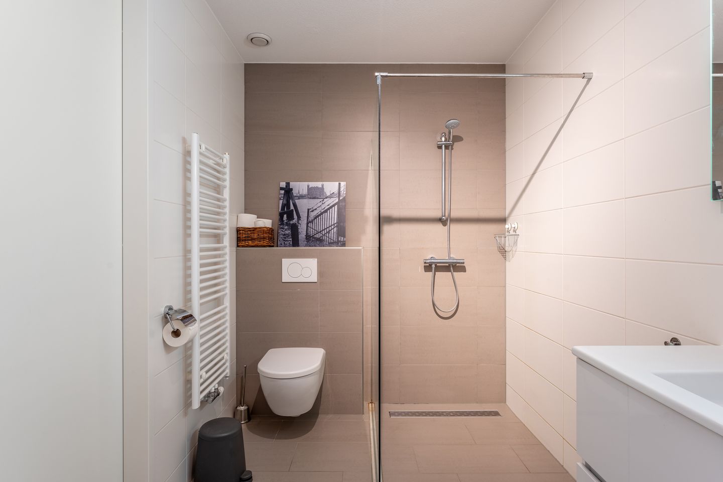 Foto 29 van De Monchyplein 17