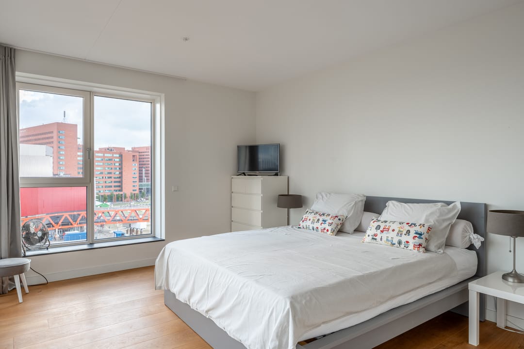 Foto 32 van De Monchyplein 17