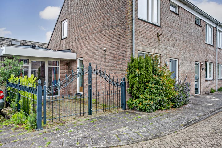 Foto 36 van Jan Gooskaai 76