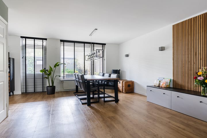 Foto 14 van Molenstraat 117