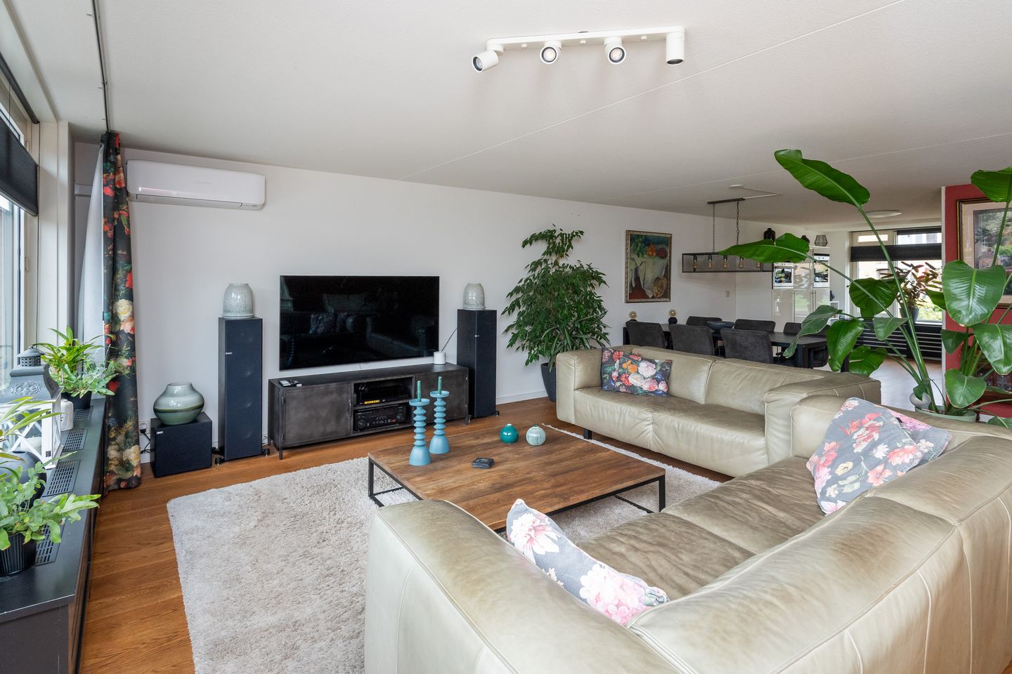 Foto 5 van Hooftlaantje 136