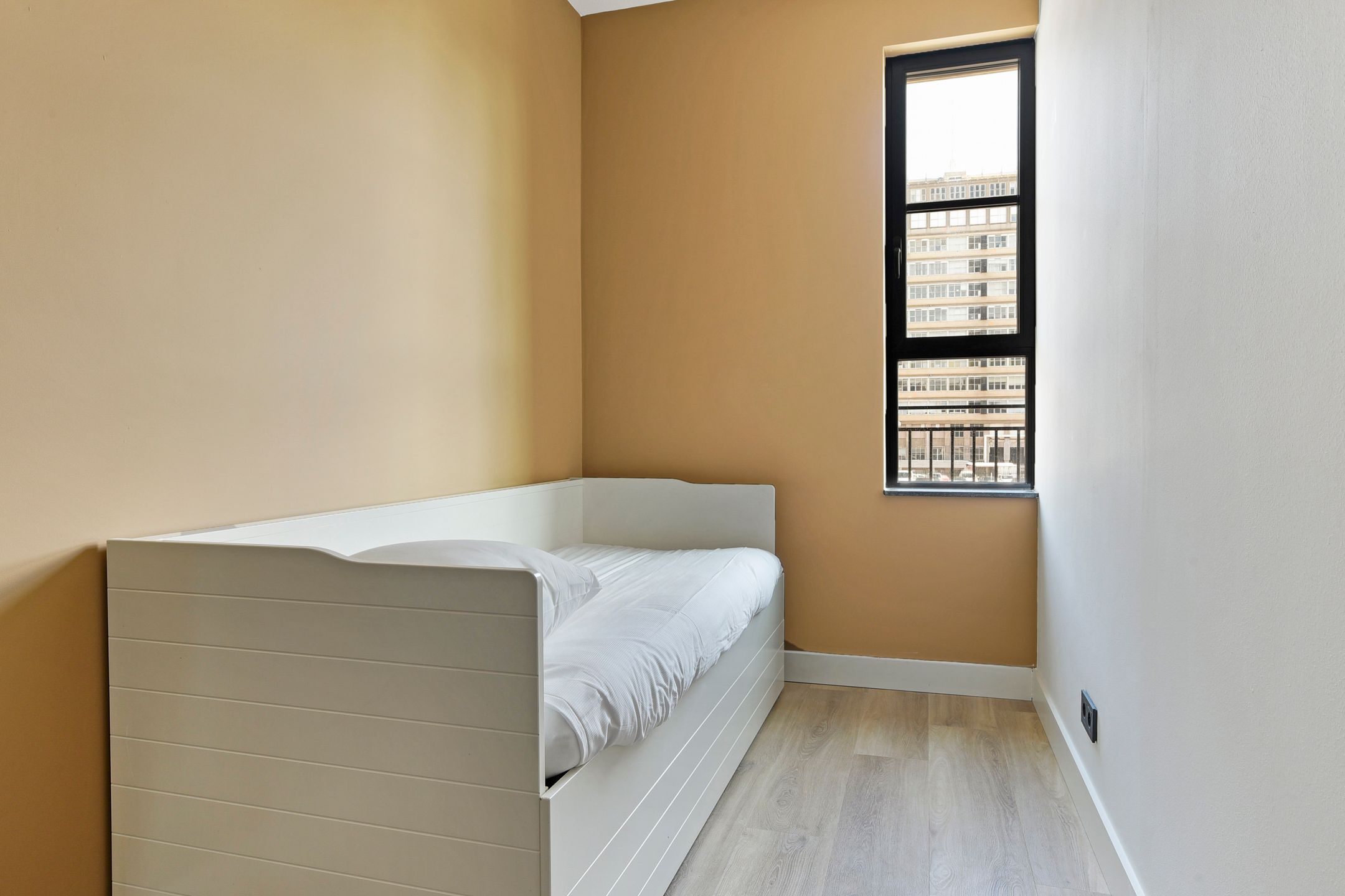 Foto 12 van Karl Weisbardstraat 135