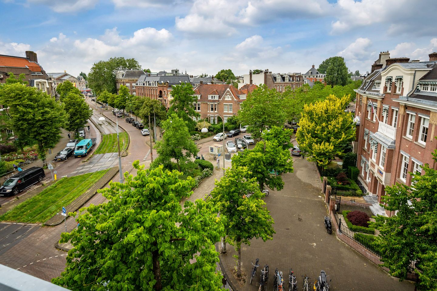 View photo 1 of Johannes Vermeerplein 1