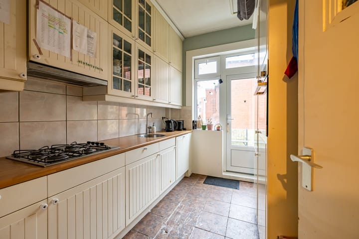 Foto 14 van Petrus Campersingel 145-A