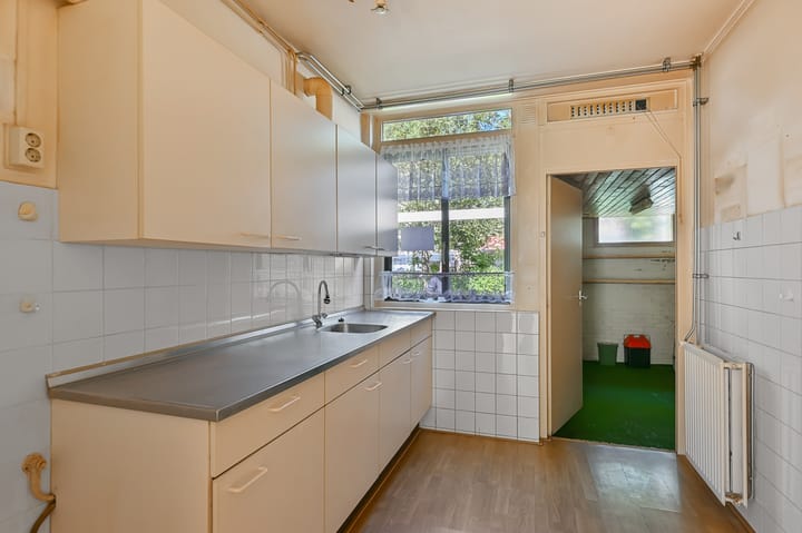 Foto 9 van Karveelstraat 4