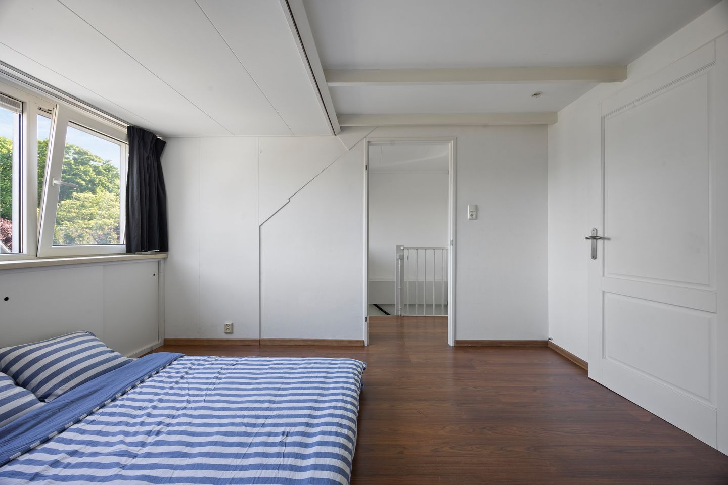 Foto 25 van Burgemeester van Heesbeenstraat 18