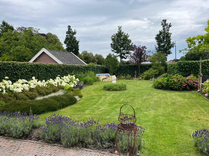 Foto 9 van D v Voornelaan 1