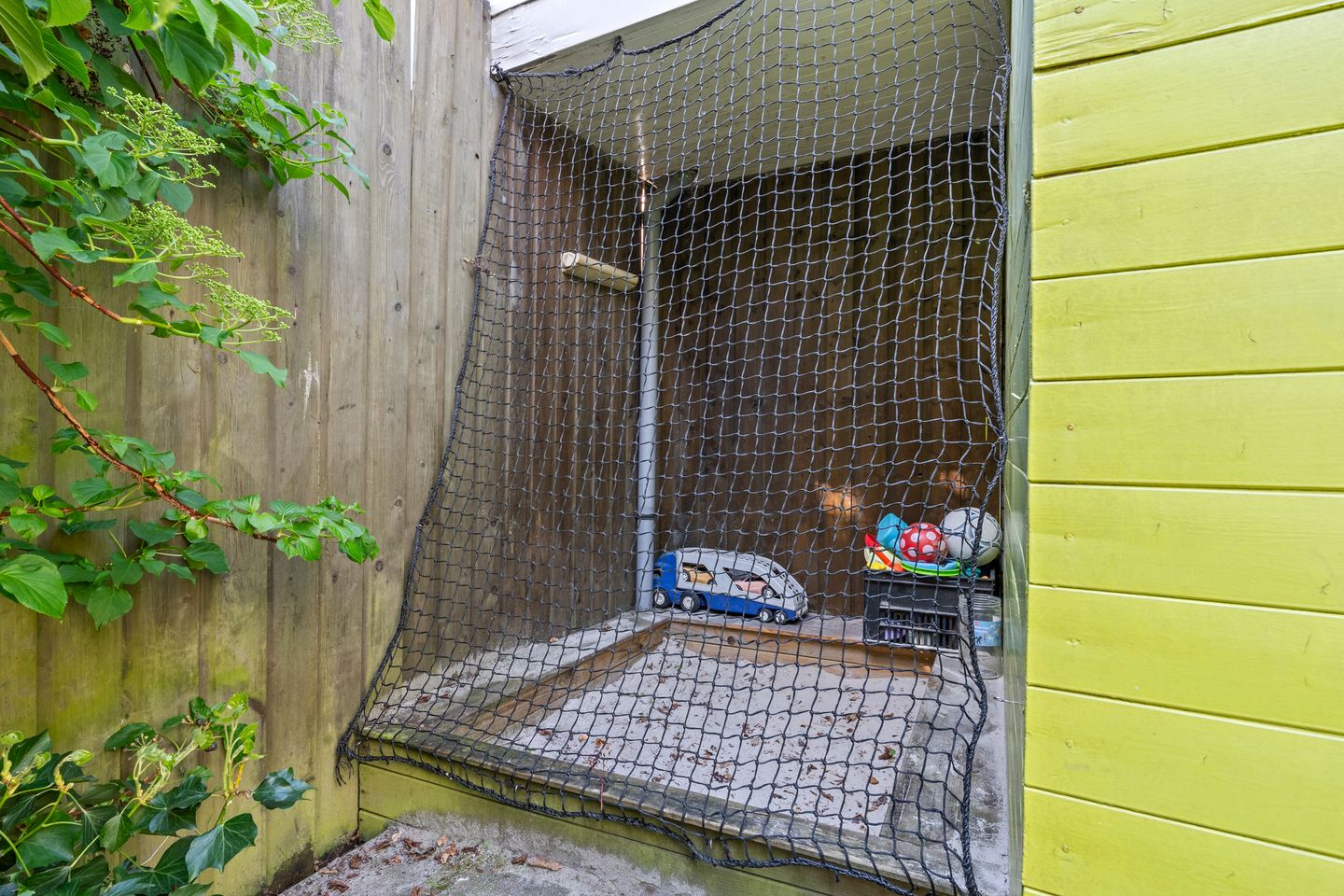 Foto 14 van Oost Indiëstraat 28