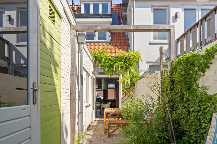 Photo 15 of Oost Indiëstraat 28