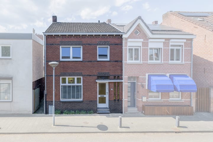 van Laerstraat 11