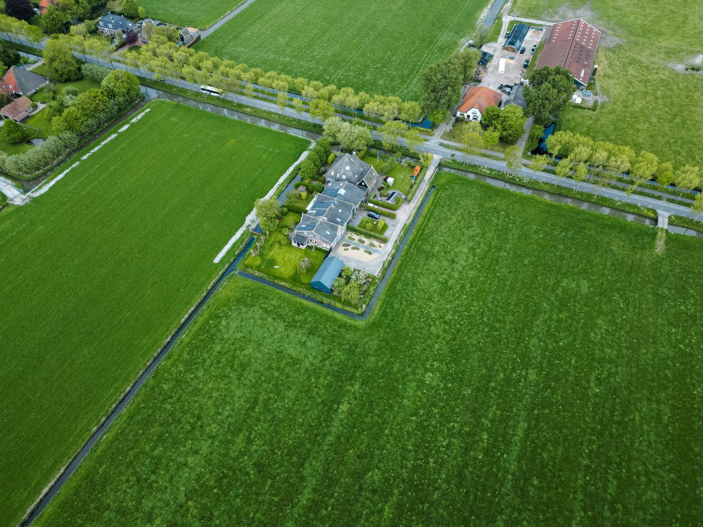 Foto 65 van Middenweg 71-C