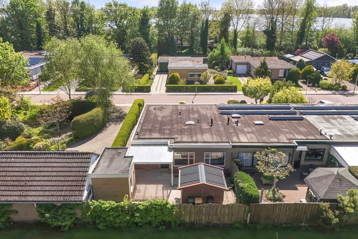 Foto 43 van Petrus Aemiliusstraat 23