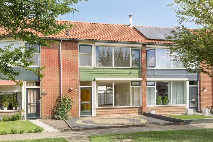Pater Jan de Vriesstraat 3
