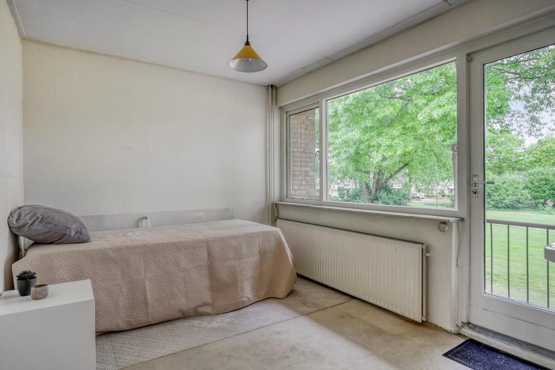 Photo 17 of Biezenstraat 21