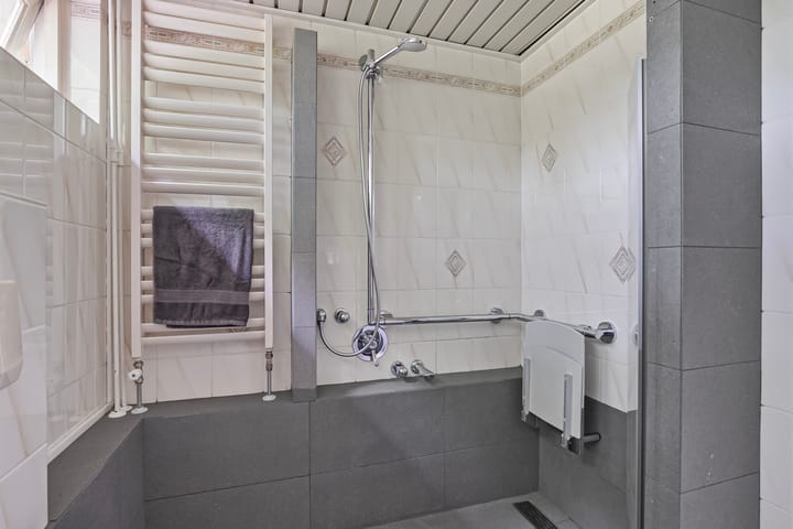 Foto 20 van Biezenstraat 21