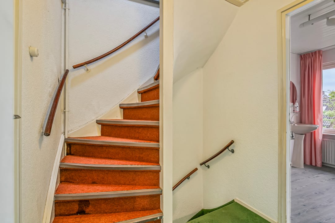 Photo 22 of Biezenstraat 21