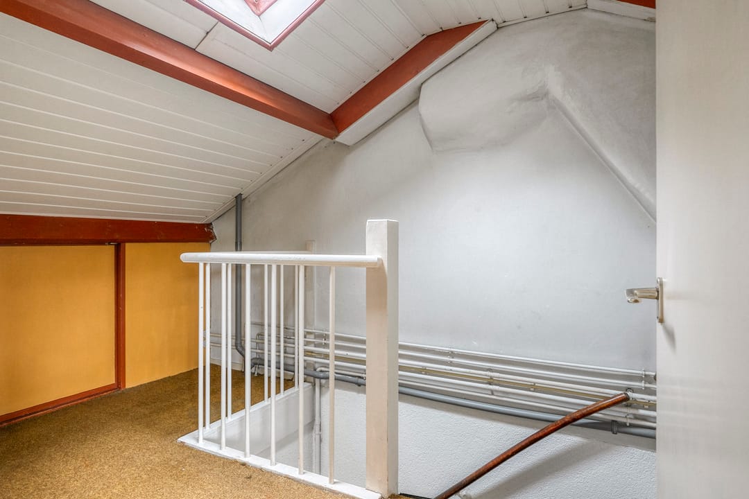 Photo 23 of Biezenstraat 21