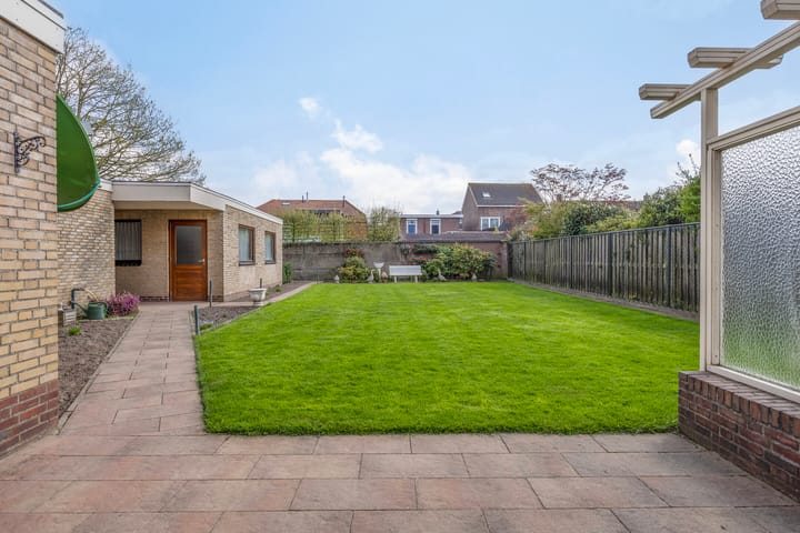 Foto 24 van Jacob van Ruysdaelstraat 22