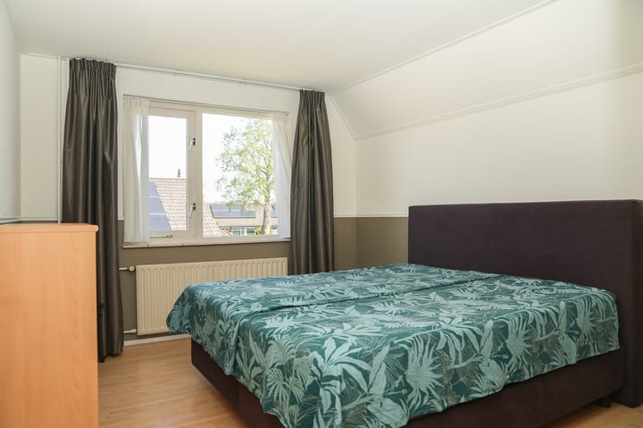 Foto 11 van Meidoornstraat 10