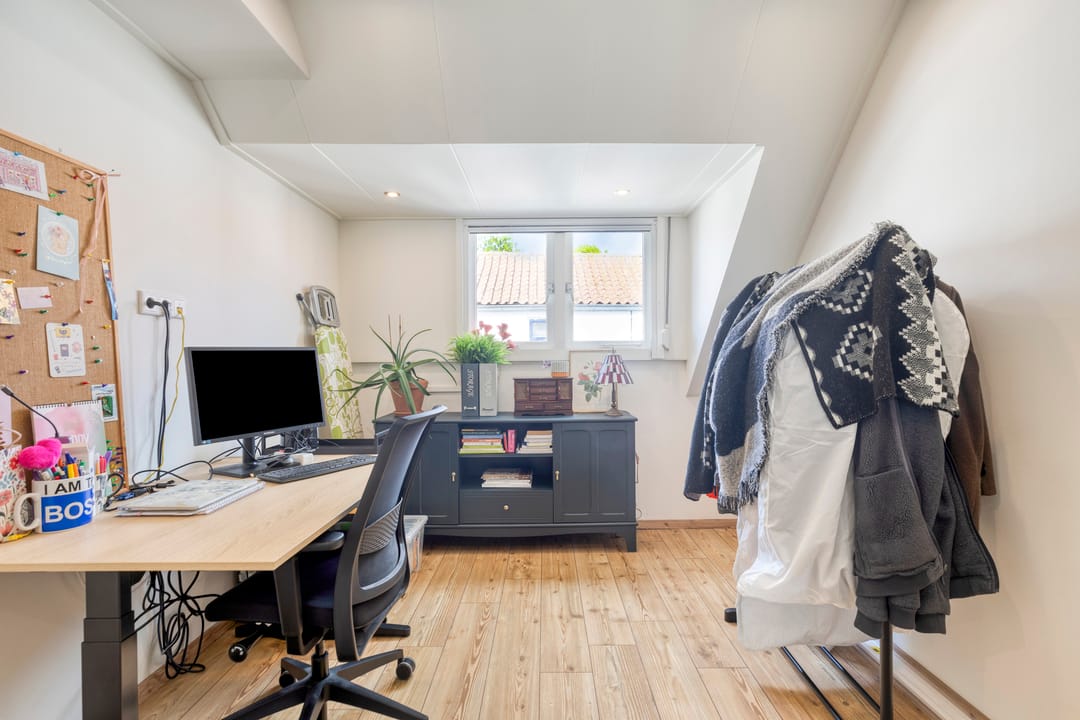 Foto 22 van van Tilburghstraat 12