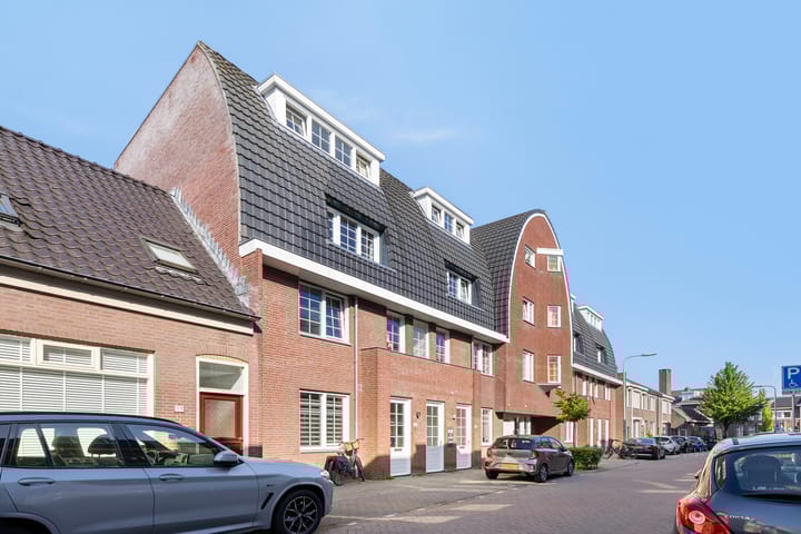 Foto 31 van Noord-Besterdstraat 15-A