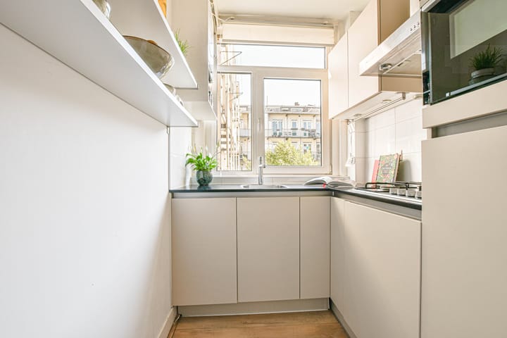 Foto 7 van Molukkenstraat 35-1