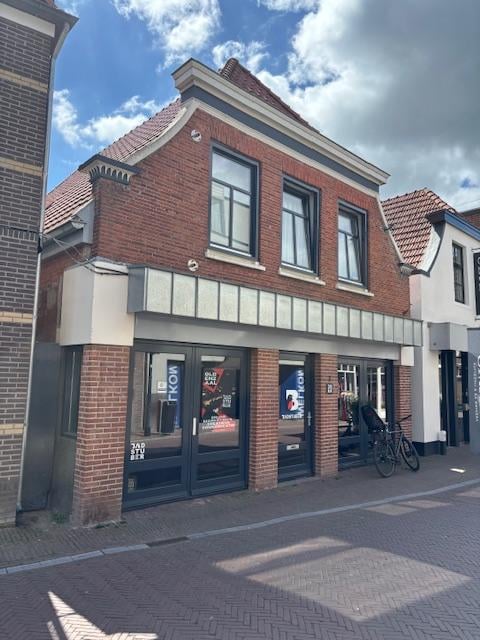 View photo 2 of Deurningerstraat 7
