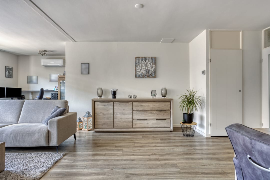 Foto 8 van P. Flintstraat 39